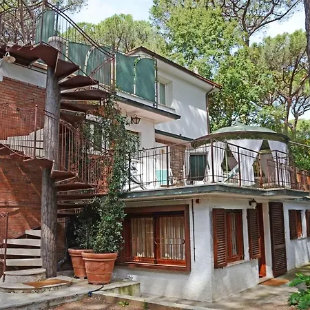 Iris Villa