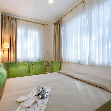 Villa Iris