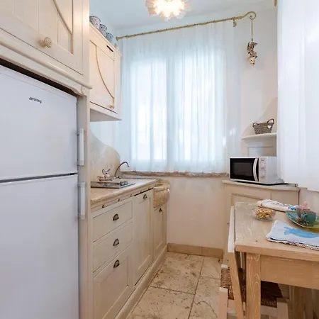 Iris Villa